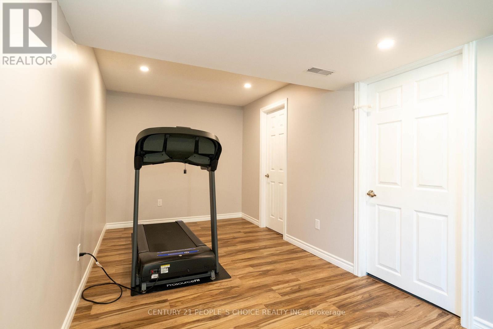 335 Falling Green Crescent, Kitchener, Ontario  N2R 0G4 - Photo 47 - X12467200