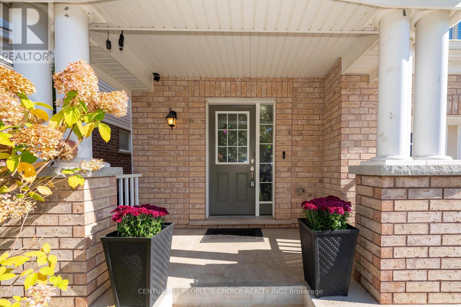 335 Falling Green Crescent, Kitchener, Ontario  N2R 0G4 - Photo 4 - X12467200