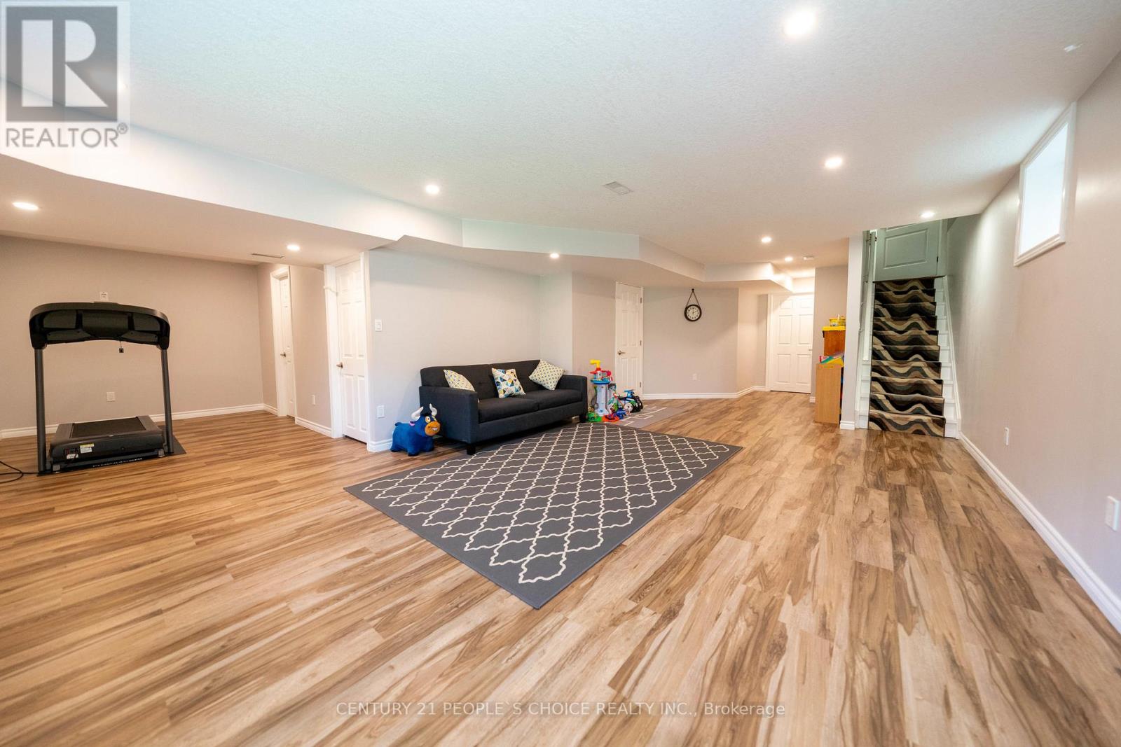 335 Falling Green Crescent, Kitchener, Ontario  N2R 0G4 - Photo 44 - X12467200
