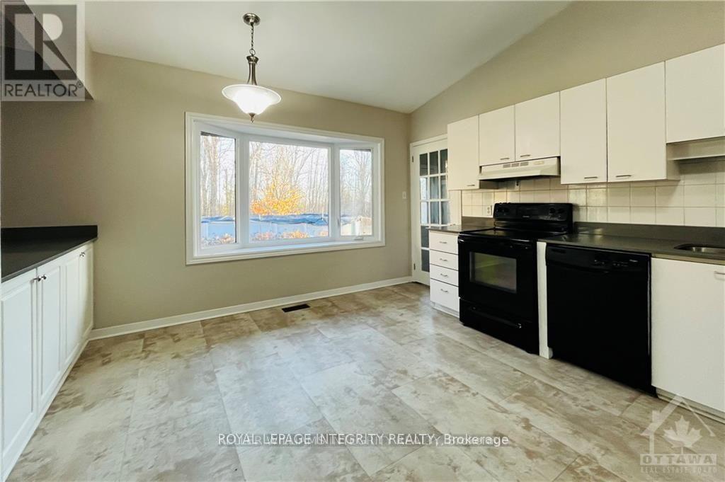 4700 Fallowfield Road, Ottawa, Ontario  K2J 4S4 - Photo 11 - X12461935
