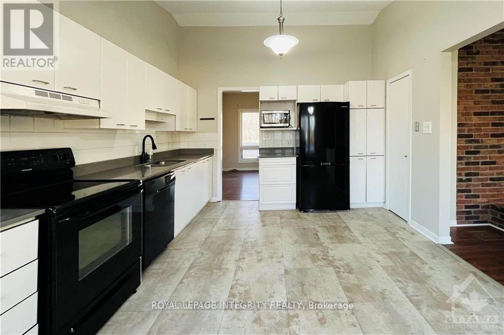4700 Fallowfield Road, Ottawa, Ontario  K2J 4S4 - Photo 13 - X12461935