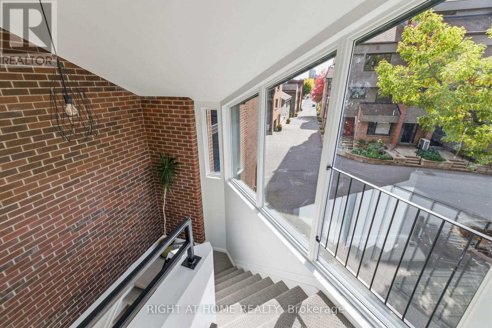 21 - 135 Springfield Road, Ottawa, Ontario  K1M 1C5 - Photo 18 - X12470953