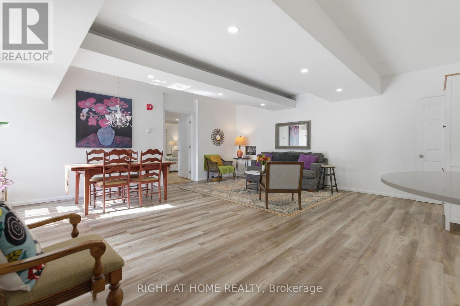 21 - 135 Springfield Road, Ottawa, Ontario  K1M 1C5 - Photo 2 - X12470953