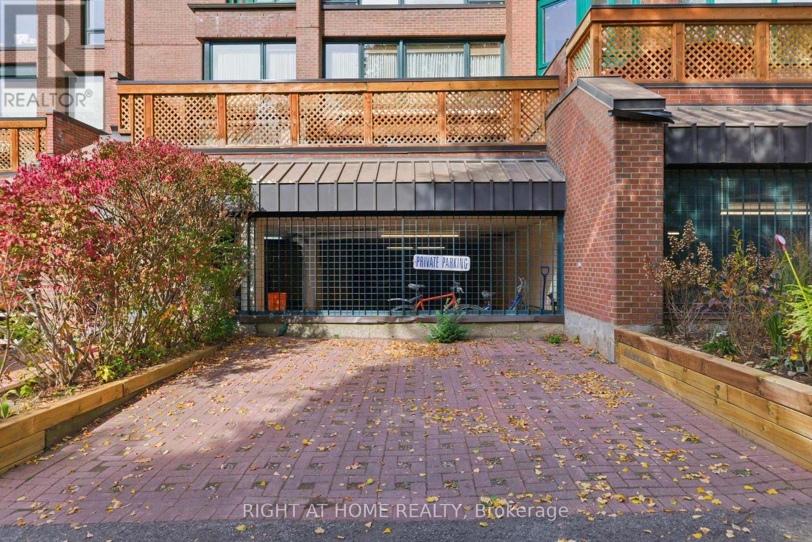 21 - 135 Springfield Road, Ottawa, Ontario  K1M 1C5 - Photo 20 - X12470953
