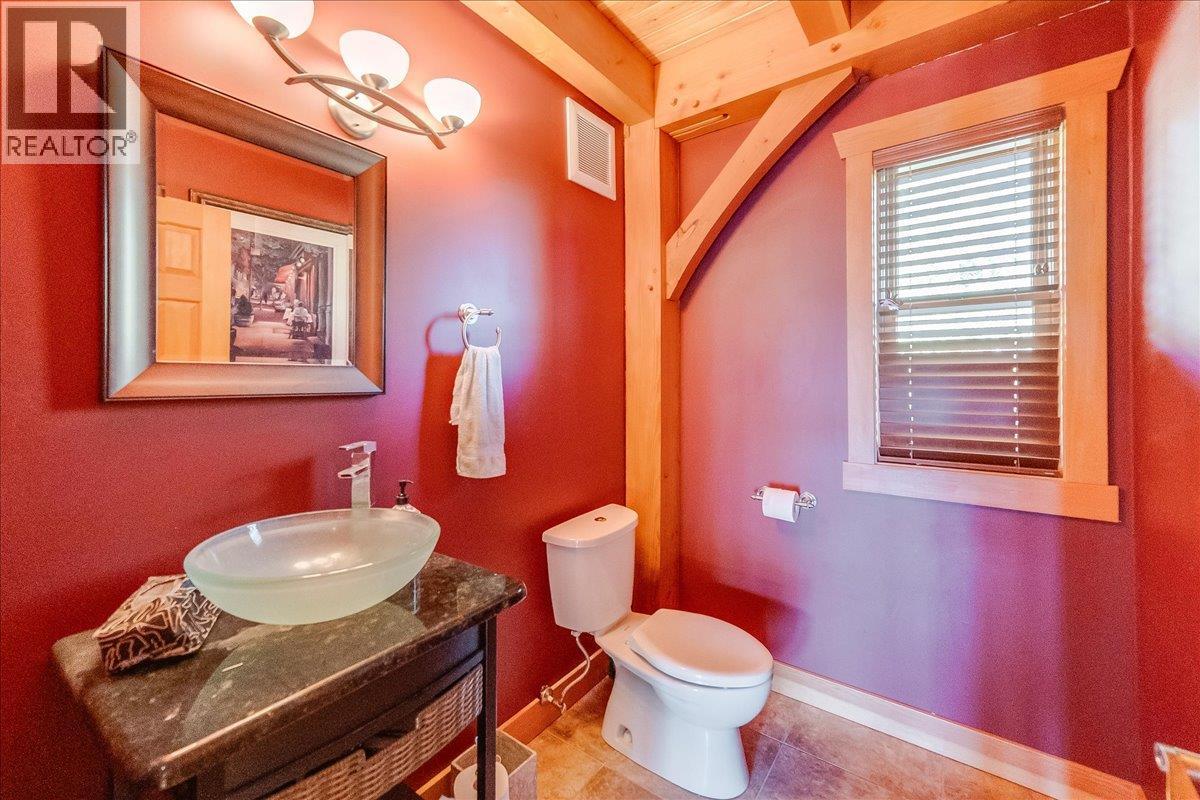 127 Grizzly Place, Castlegar, British Columbia  V1N 4T5 - Photo 23 - 10365985