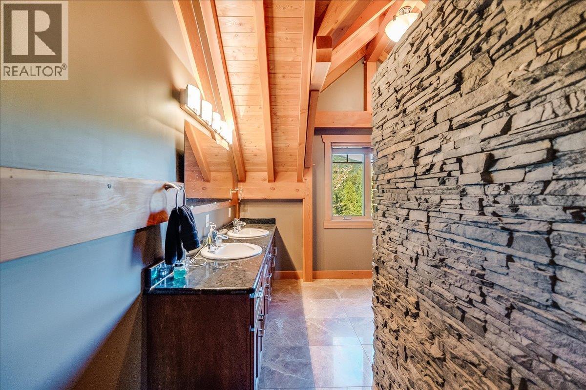 127 Grizzly Place, Castlegar, British Columbia  V1N 4T5 - Photo 34 - 10365985