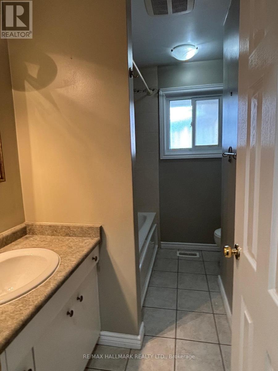 404 Glendale Avenue, Oshawa, Ontario  L1J 3H8 - Photo 10 - E12470947