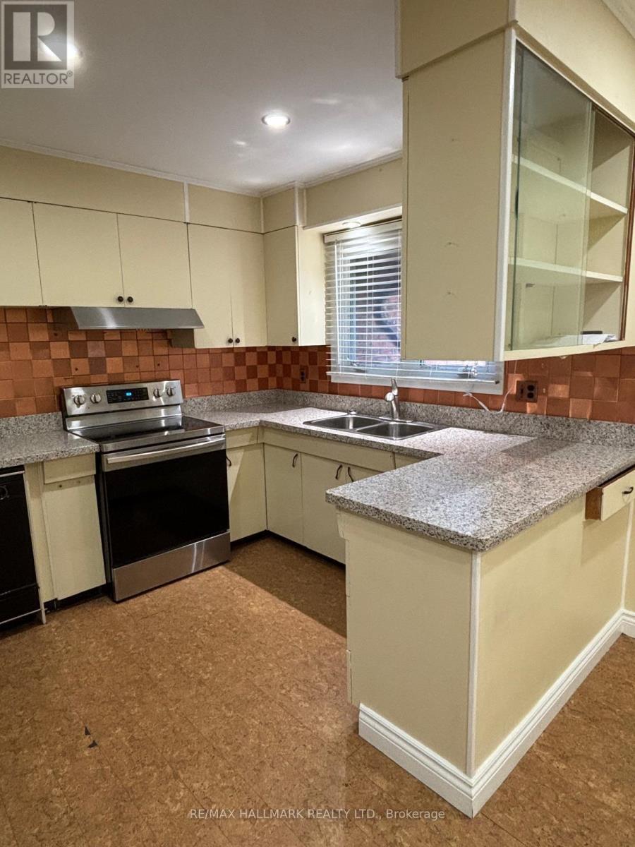 404 Glendale Avenue, Oshawa, Ontario  L1J 3H8 - Photo 3 - E12470947