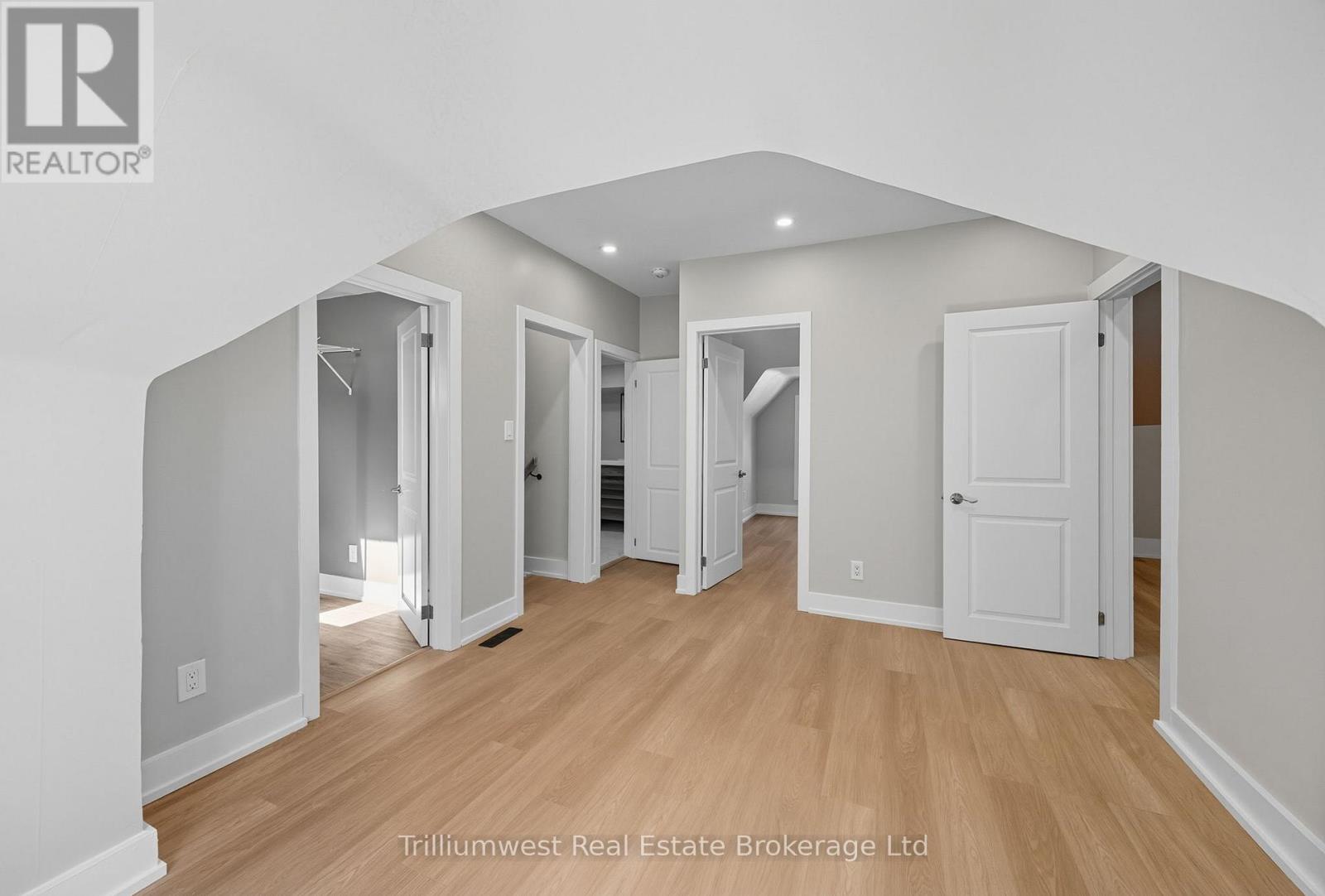 60 1/2 St Catharine Street, St. Thomas, Ontario  N5P 2W1 - Photo 25 - X12470961