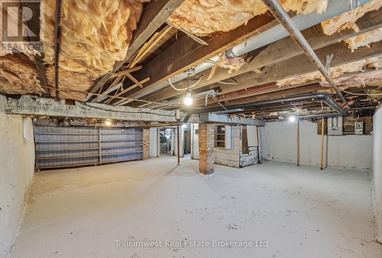 60 1/2 St Catharine Street, St. Thomas, Ontario  N5P 2W1 - Photo 47 - X12470961