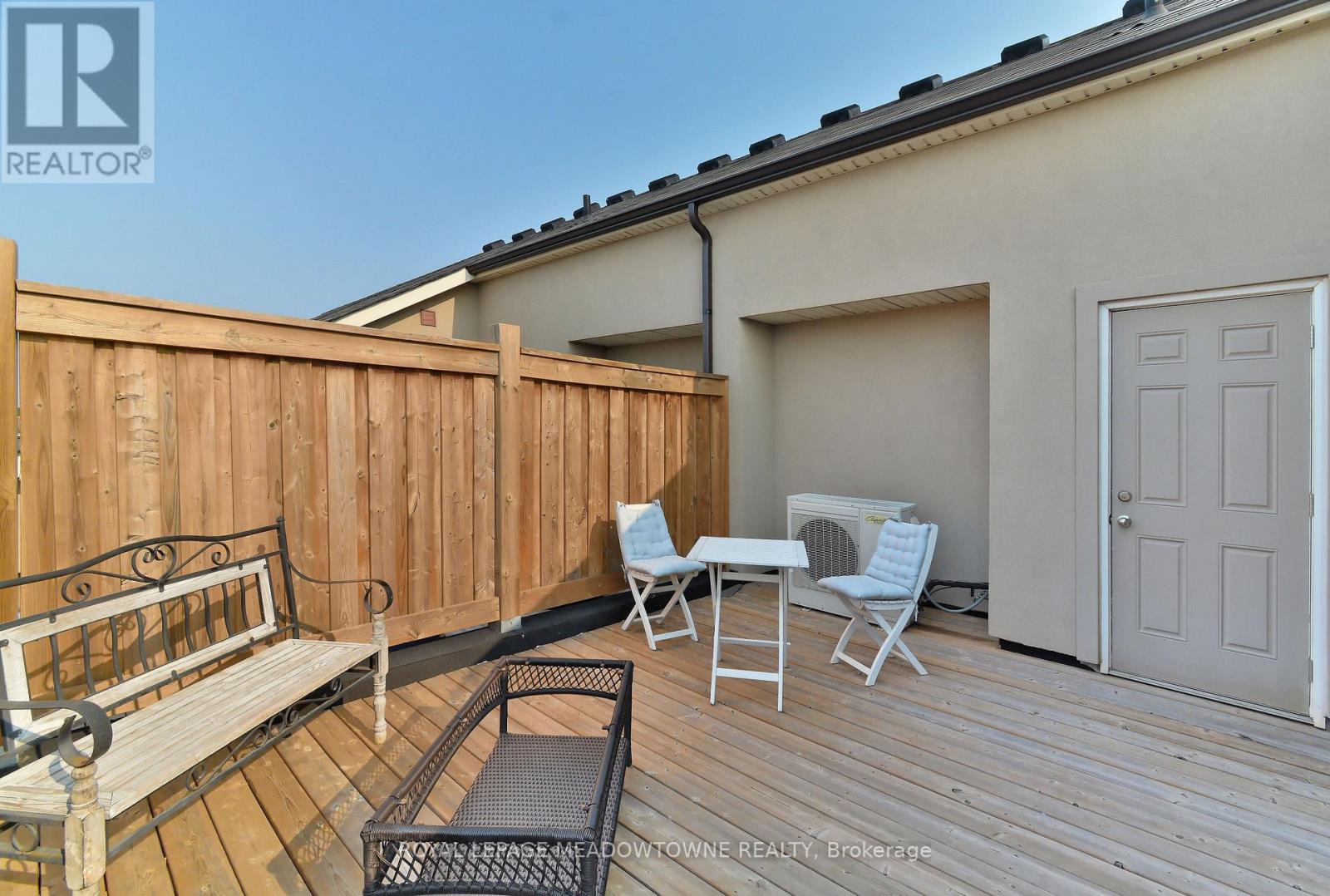 1704 - 2420 Baronwood Drive, Oakville, Ontario  L6M 0J7 - Photo 21 - W12470957