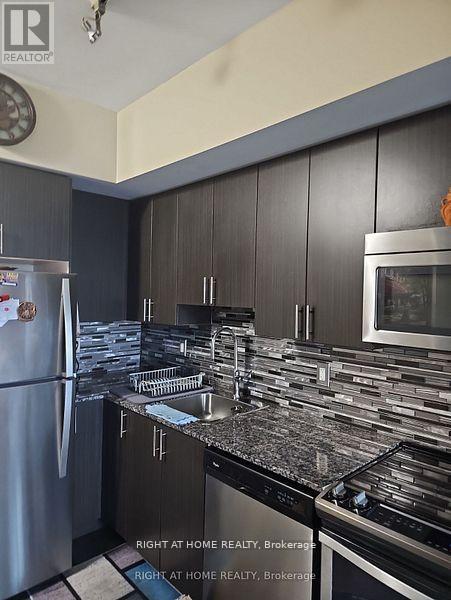 714 - 7900 Bathurst Street, Vaughan, Ontario  L4J 0J9 - Photo 2 - N12467319