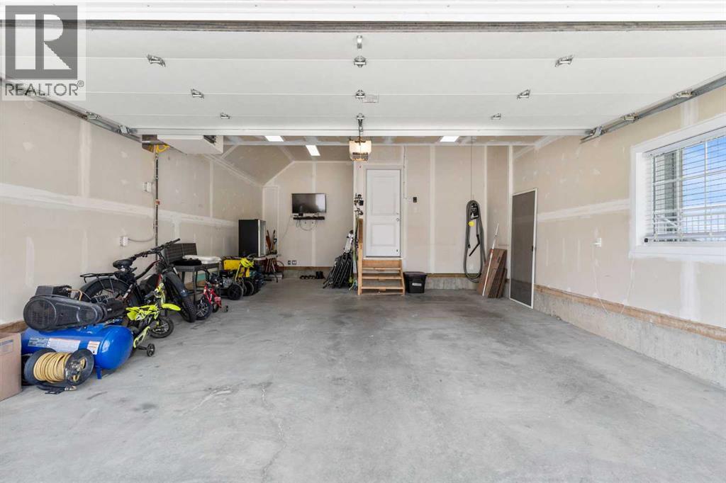 141 Amery Crescent, Crossfield, Alberta  T0M 0S0 - Photo 38 - A2233981
