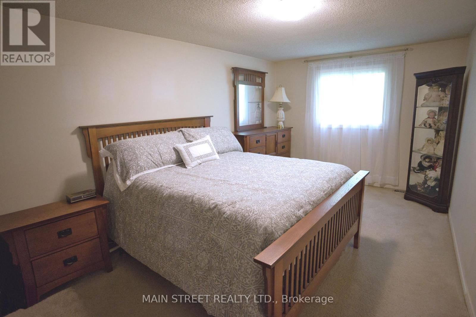 13 Quail Crescent, Barrie, Ontario  L4N 6X1 - Photo 10 - S12470963