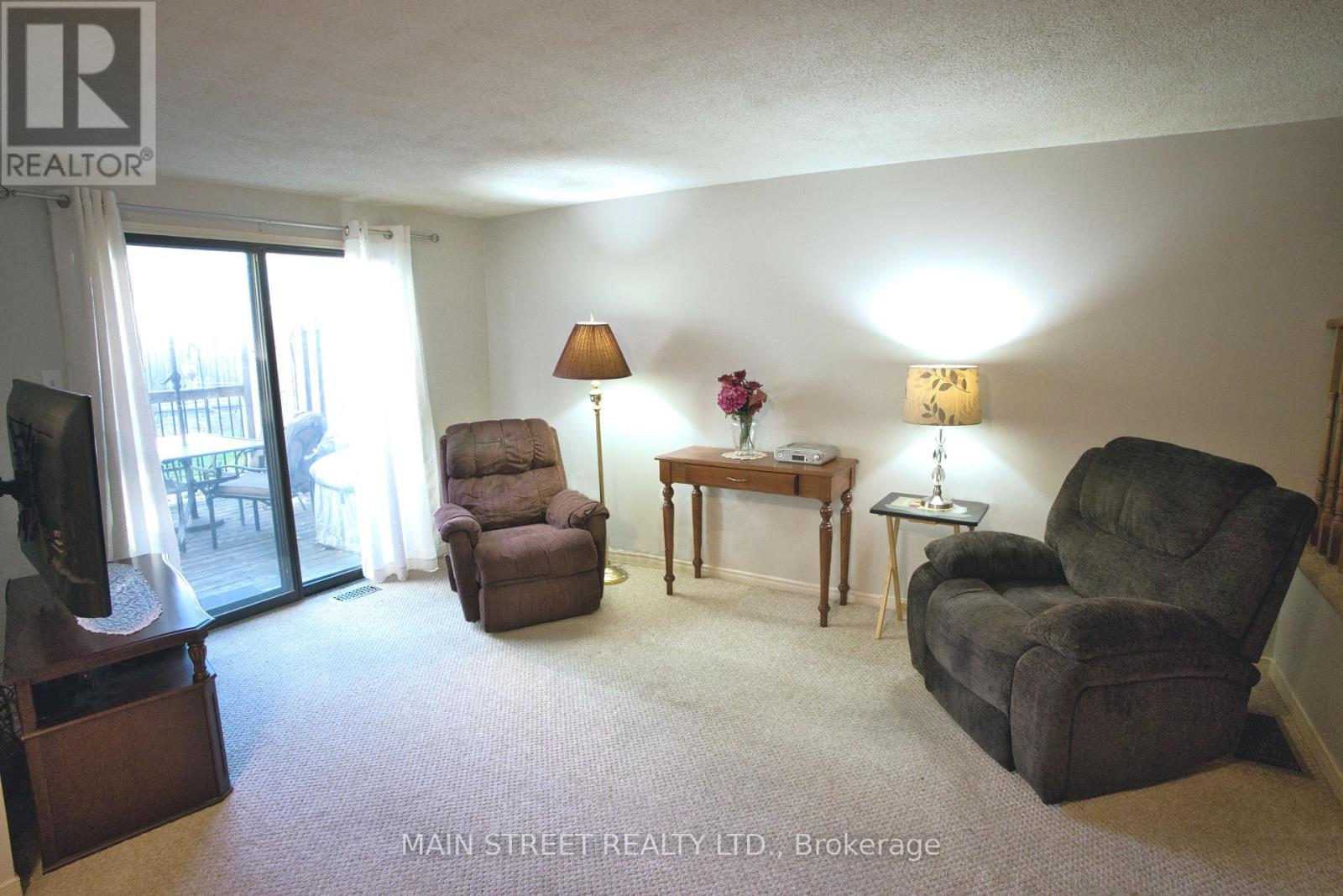 13 Quail Crescent, Barrie, Ontario  L4N 6X1 - Photo 3 - S12470963