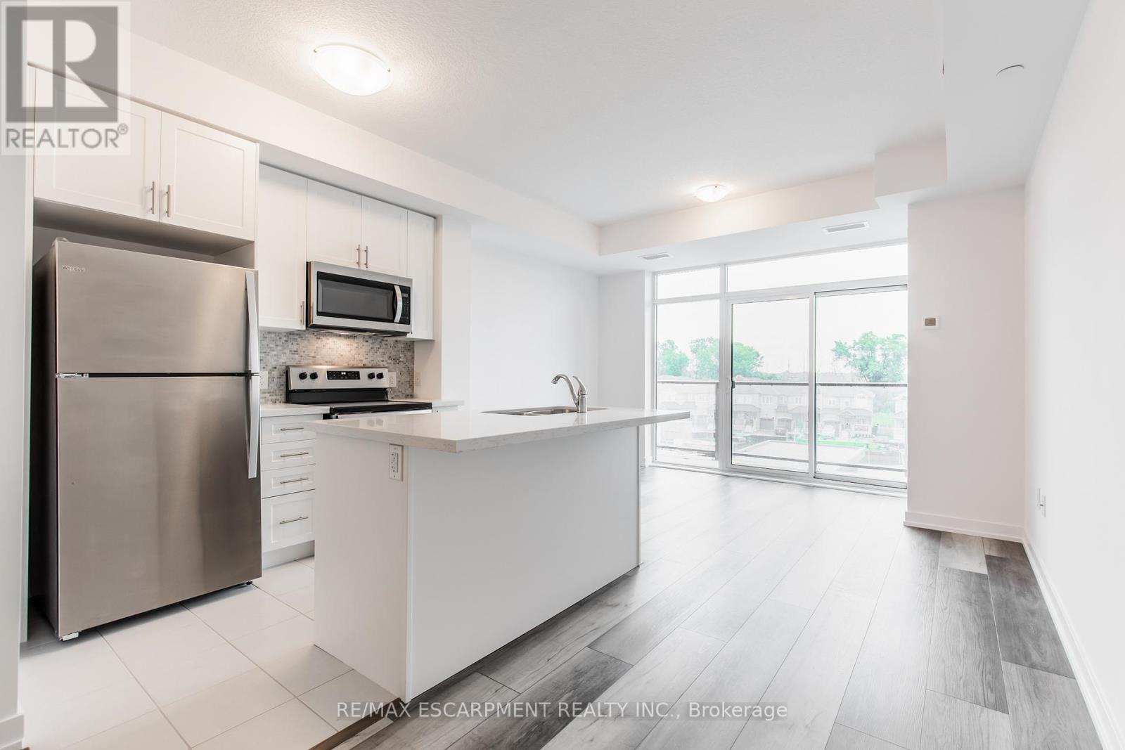 318 - 450 Dundas Street, Hamilton, Ontario  L8B 1Z2 - Photo 10 - X12470962
