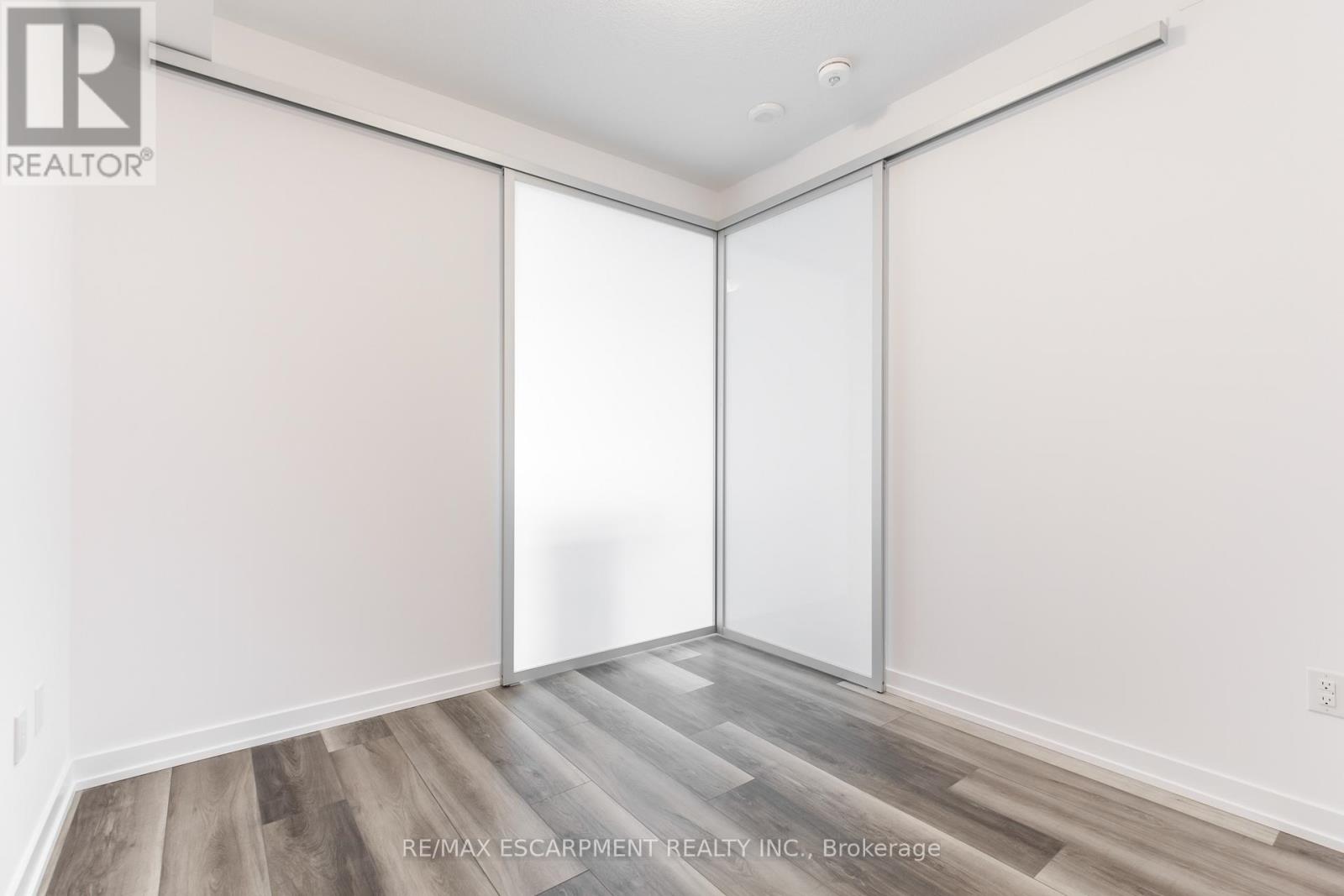 318 - 450 Dundas Street, Hamilton, Ontario  L8B 1Z2 - Photo 15 - X12470962