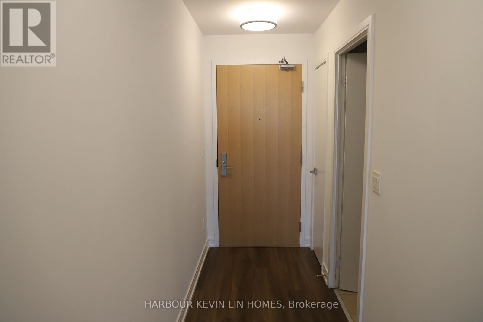 730 - 621 Sheppard Avenue E, Toronto, Ontario  M2K 1B5 - Photo 3 - C12470971