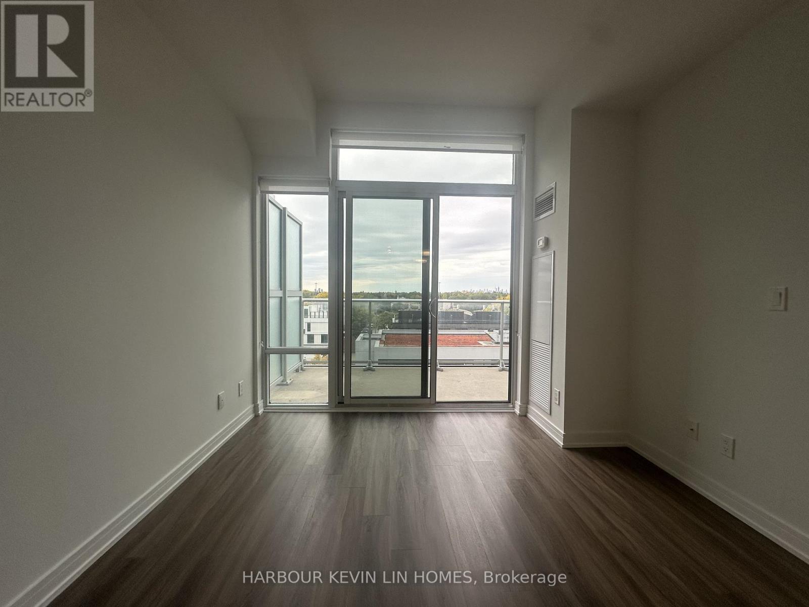 730 - 621 Sheppard Avenue E, Toronto, Ontario  M2K 1B5 - Photo 7 - C12470971