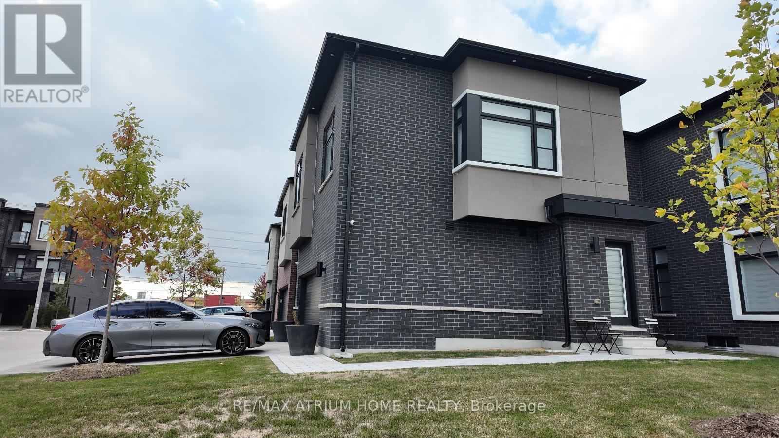 5 NORBURY CRESCENT, Toronto, Ontario