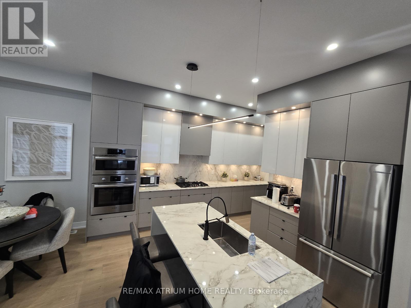 5 Norbury Crescent, Toronto, Ontario  M1P 0G3 - Photo 13 - E12470973