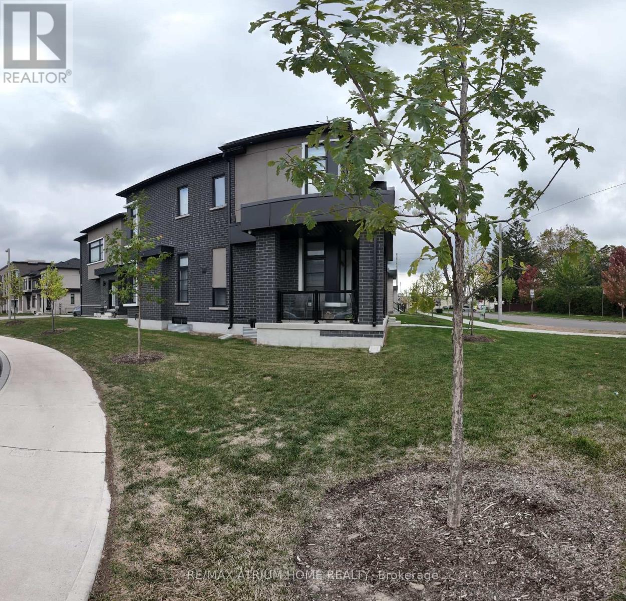 5 Norbury Crescent, Toronto, Ontario  M1P 0G3 - Photo 3 - E12470973