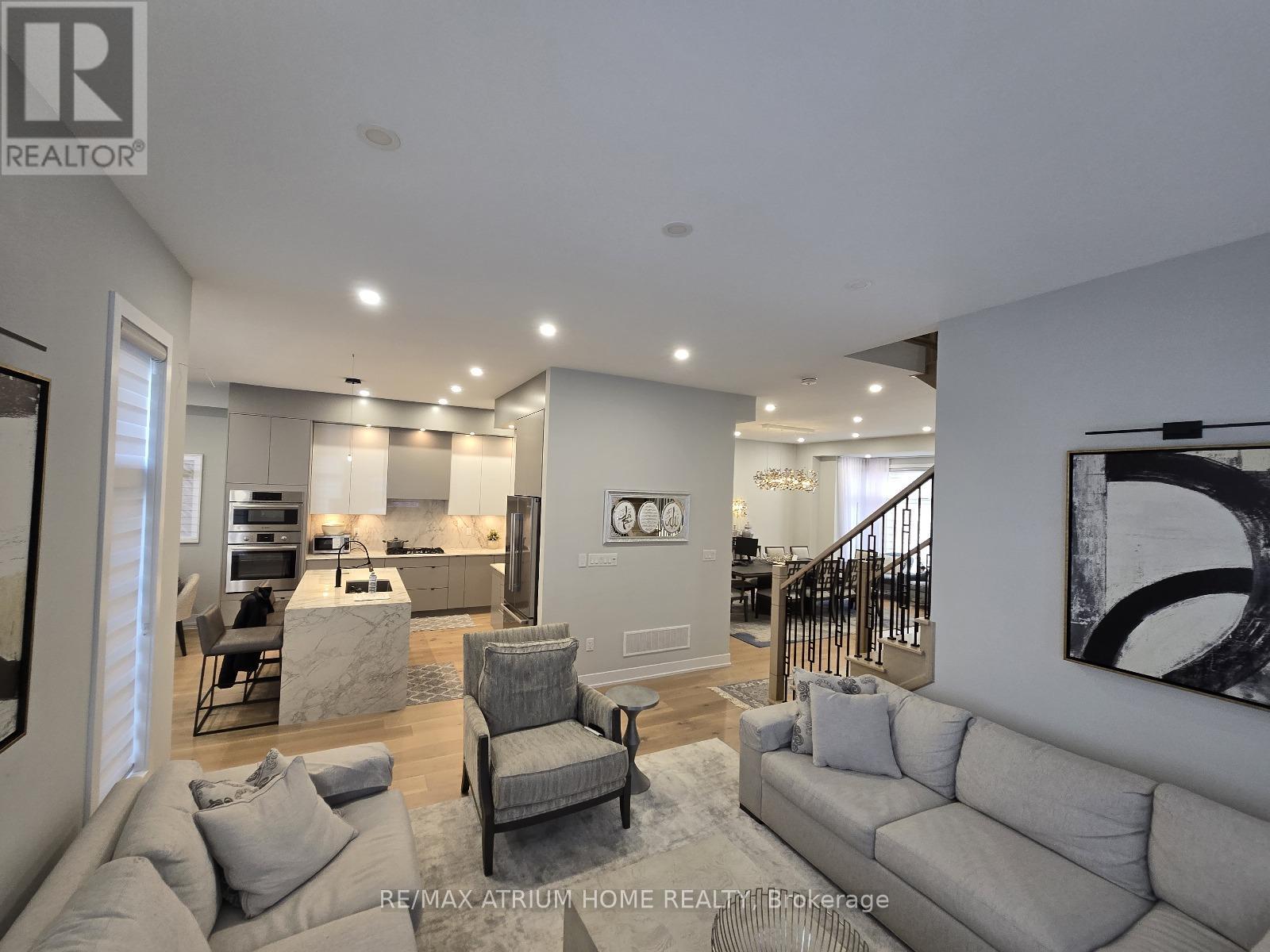 5 Norbury Crescent, Toronto, Ontario  M1P 0G3 - Photo 33 - E12470973