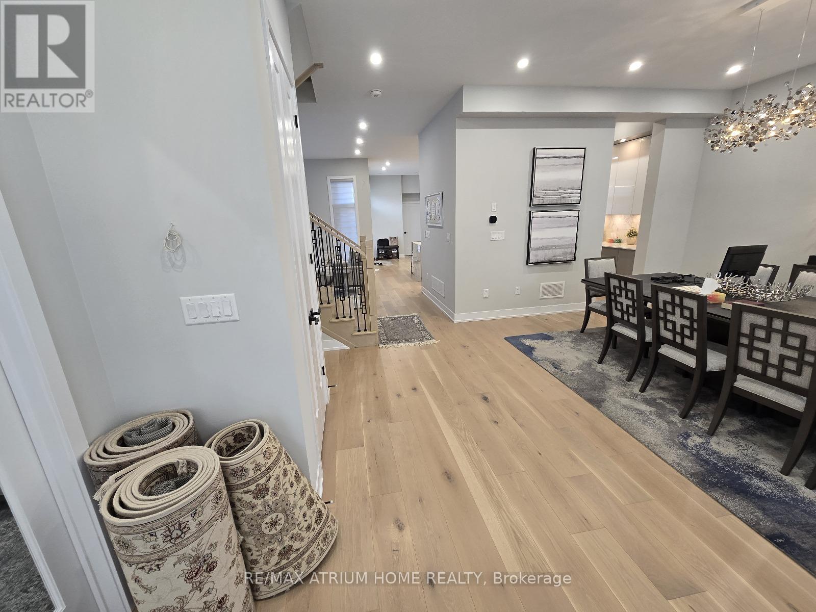 5 Norbury Crescent, Toronto, Ontario  M1P 0G3 - Photo 7 - E12470973