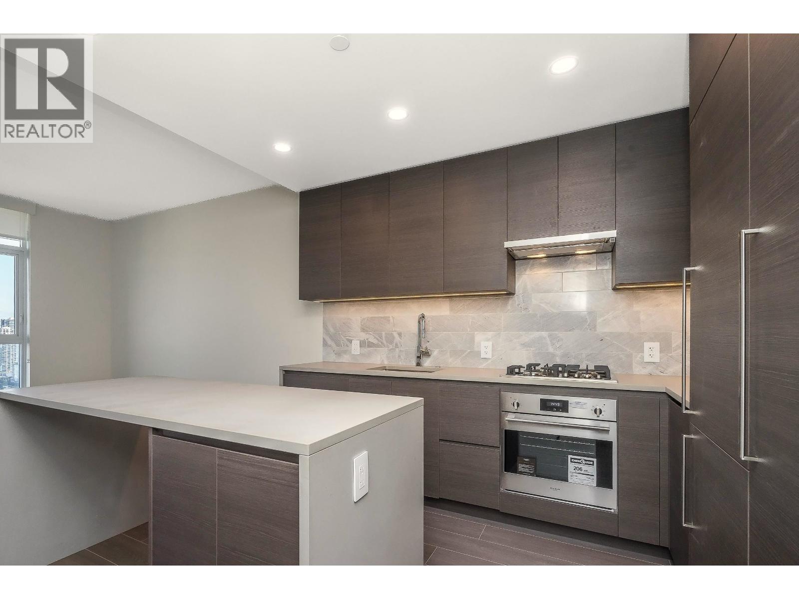 2304 2108 Gilmore Avenue, Burnaby, British Columbia  V5C 0N8 - Photo 4 - R3052197