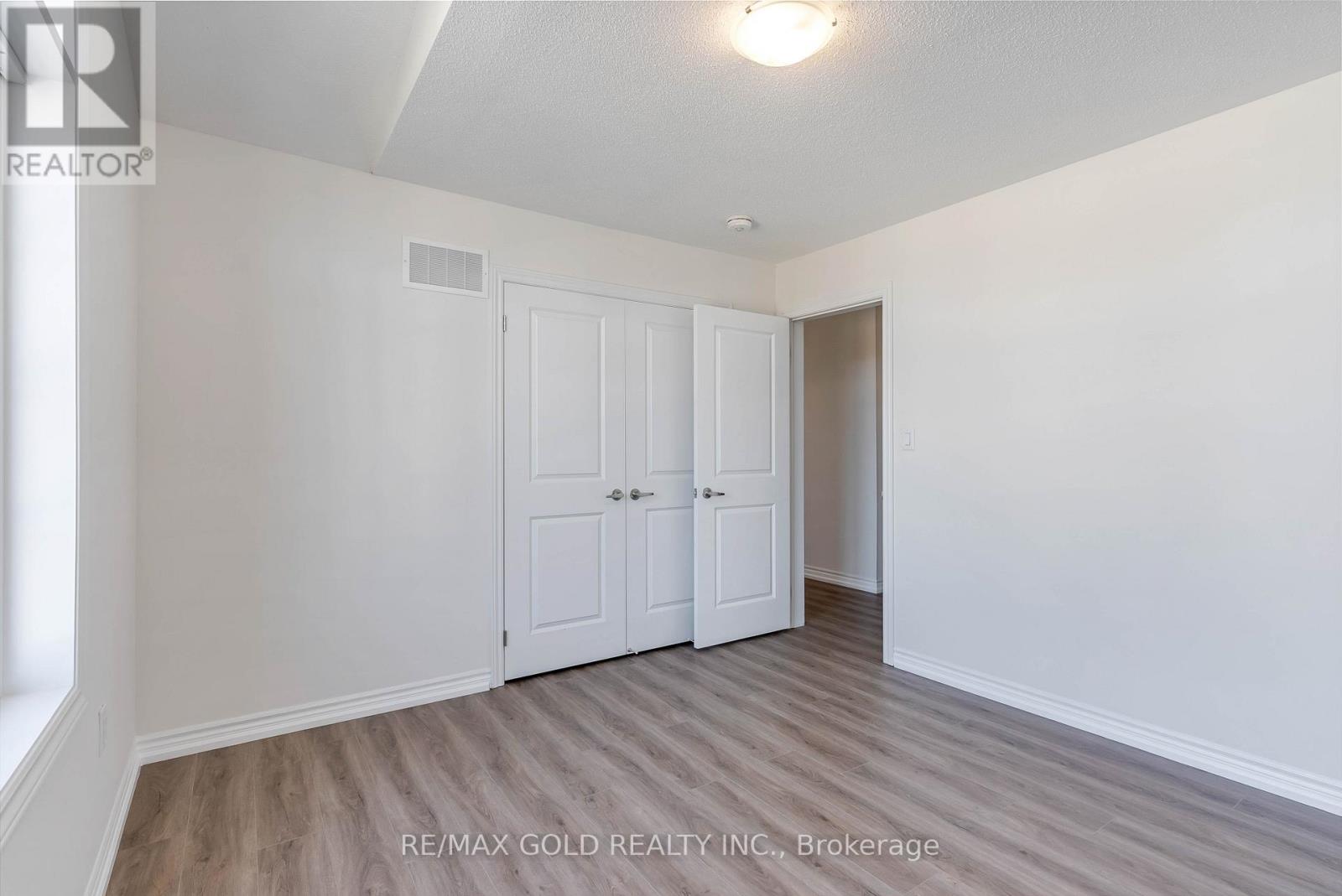 2150 Speare Court, Innisfil, Ontario  L9S 0M9 - Photo 16 - N12459166