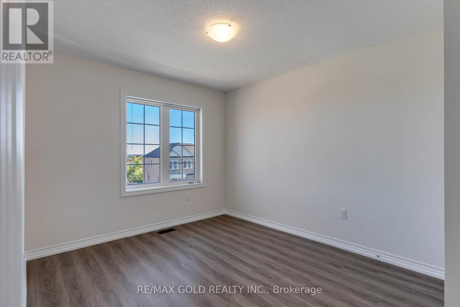 2150 Speare Court, Innisfil, Ontario  L9S 0M9 - Photo 17 - N12459166