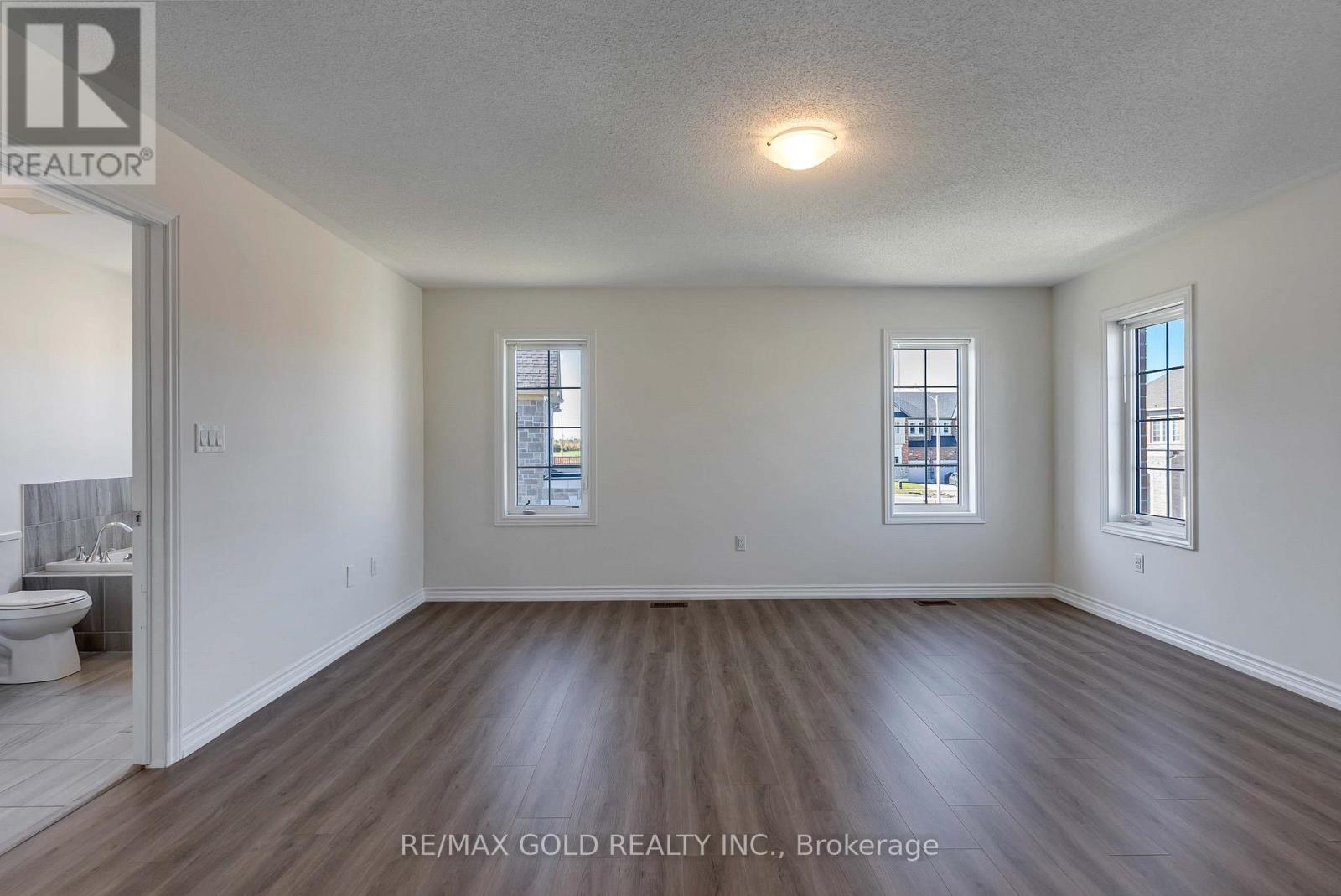 2150 Speare Court, Innisfil, Ontario  L9S 0M9 - Photo 22 - N12459166