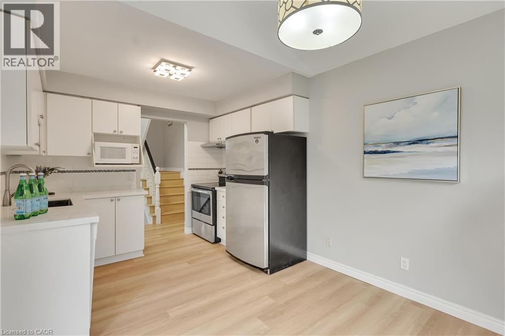 451 Laurel Gate Drive, Waterloo, Ontario  N2T 2S5 - Photo 14 - 40780454
