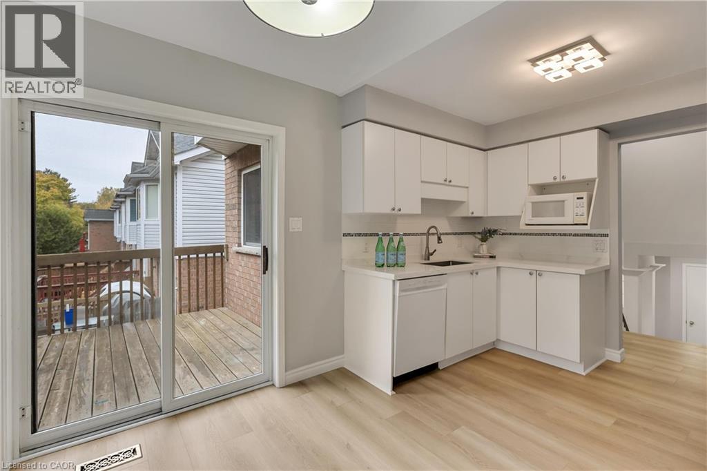 451 Laurel Gate Drive, Waterloo, Ontario  N2T 2S5 - Photo 17 - 40780454