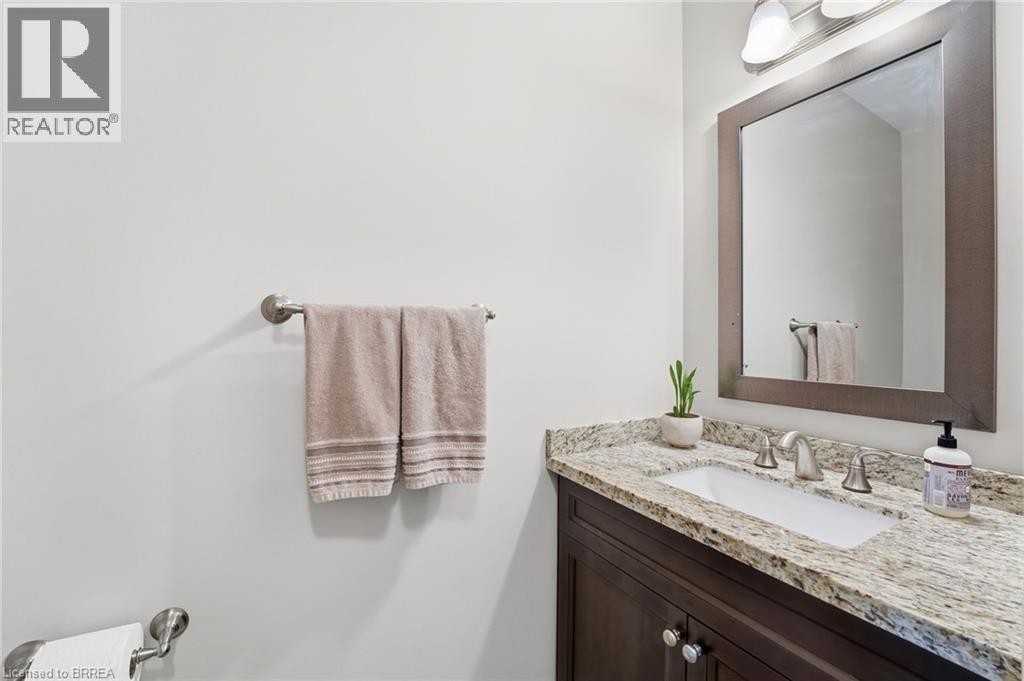 15 Yarington Drive, Brantford, Ontario  N3T 0G2 - Photo 12 - 40780110