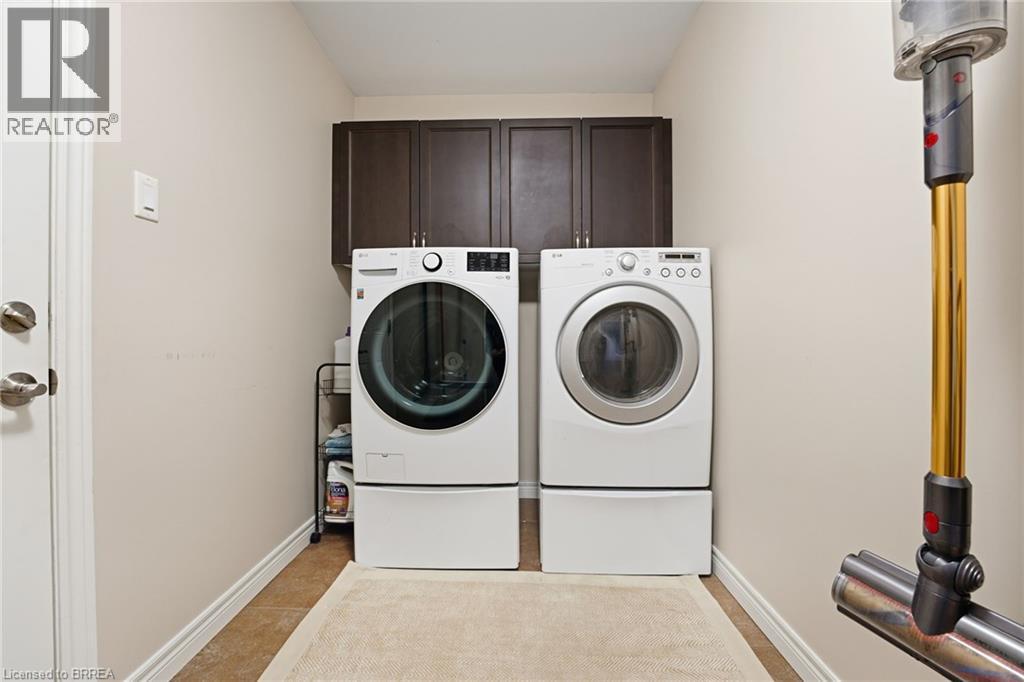 15 Yarington Drive, Brantford, Ontario  N3T 0G2 - Photo 13 - 40780110