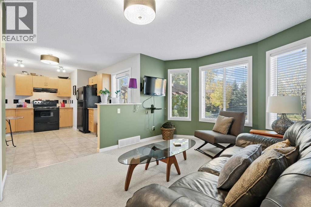 84 Everridge Villas Sw, Calgary, Alberta  T2Y 4Z1 - Photo 15 - A2265210
