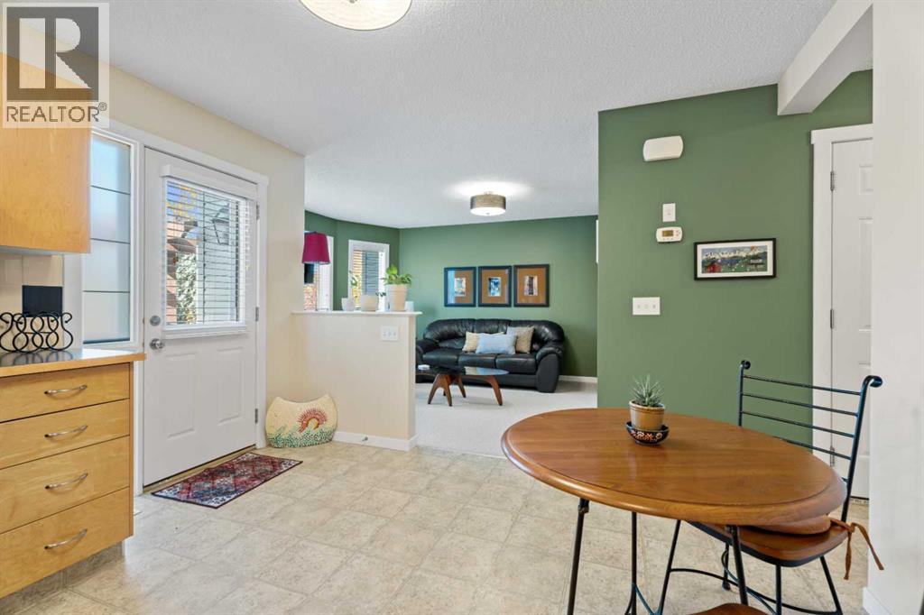 84 Everridge Villas Sw, Calgary, Alberta  T2Y 4Z1 - Photo 11 - A2265210