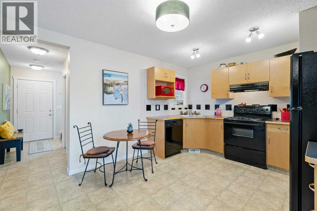 84 Everridge Villas Sw, Calgary, Alberta  T2Y 4Z1 - Photo 9 - A2265210
