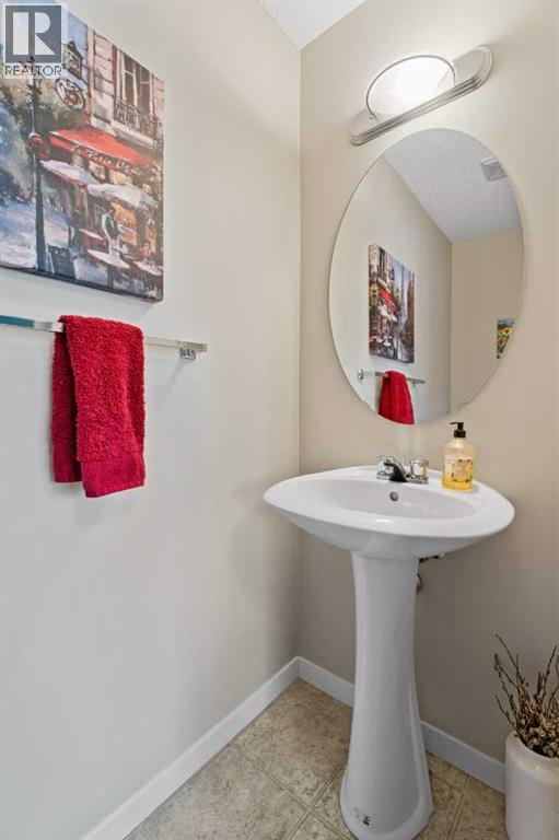 84 Everridge Villas Sw, Calgary, Alberta  T2Y 4Z1 - Photo 17 - A2265210