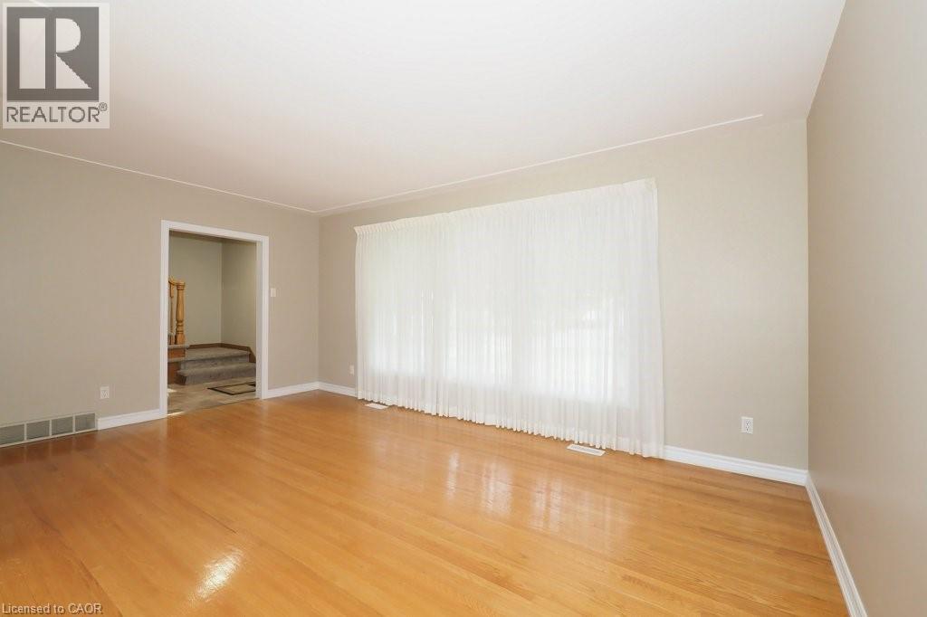 15 Niagara Road, Kitchener, Ontario  N2B 1T1 - Photo 9 - 40772984
