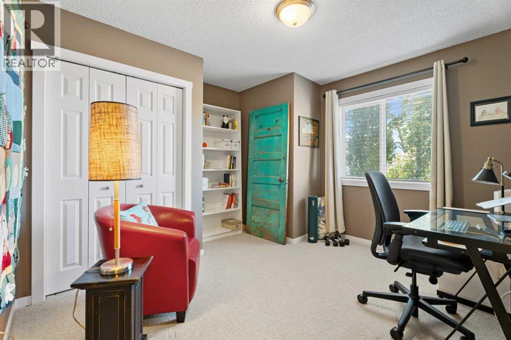 84 Everridge Villas Sw, Calgary, Alberta  T2Y 4Z1 - Photo 19 - A2265210
