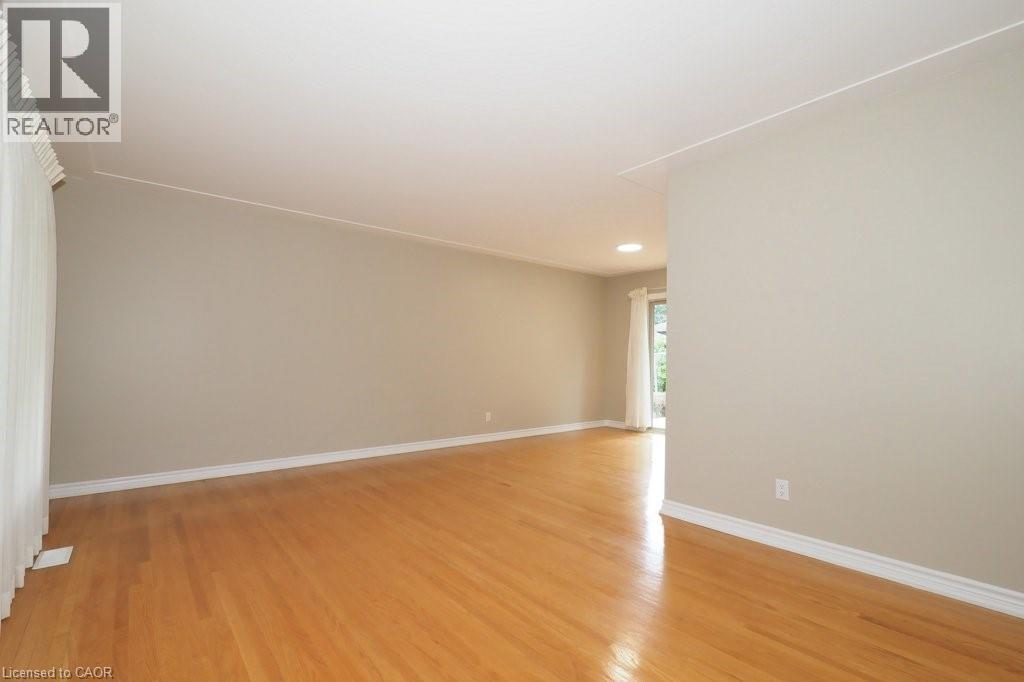 15 Niagara Road, Kitchener, Ontario  N2B 1T1 - Photo 7 - 40772984