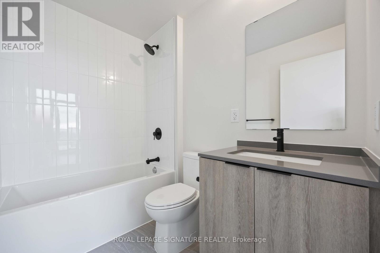 1505 - 181 Sterling Road, Toronto, Ontario  M6R 0B2 - Photo 13 - C12470981