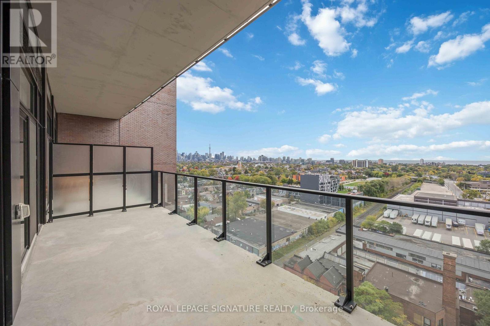 1505 - 181 Sterling Road, Toronto, Ontario  M6R 0B2 - Photo 15 - C12470981