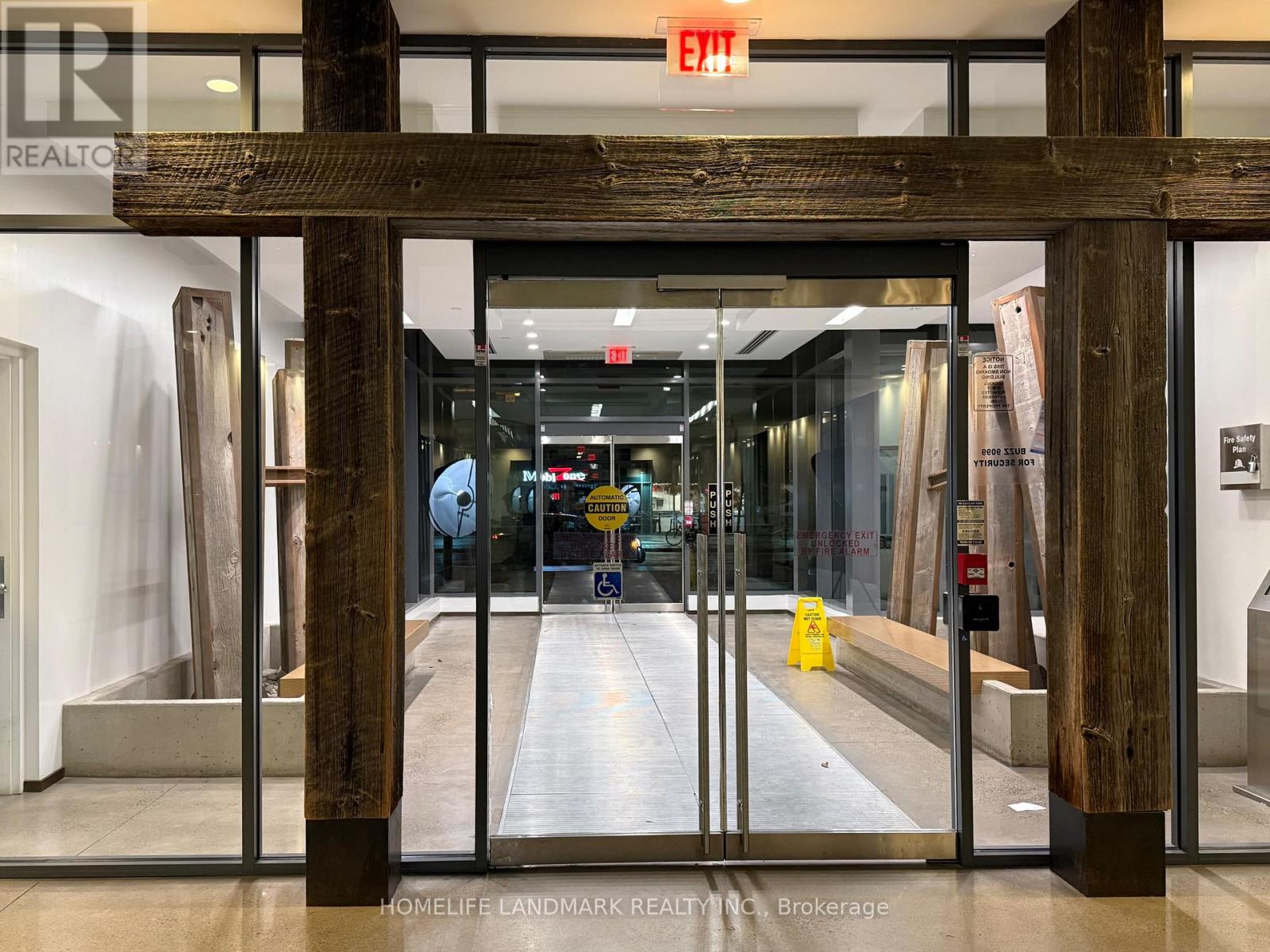 228 - 1030 King Street W, Toronto, Ontario  M6K 0B4 - Photo 2 - C12470982