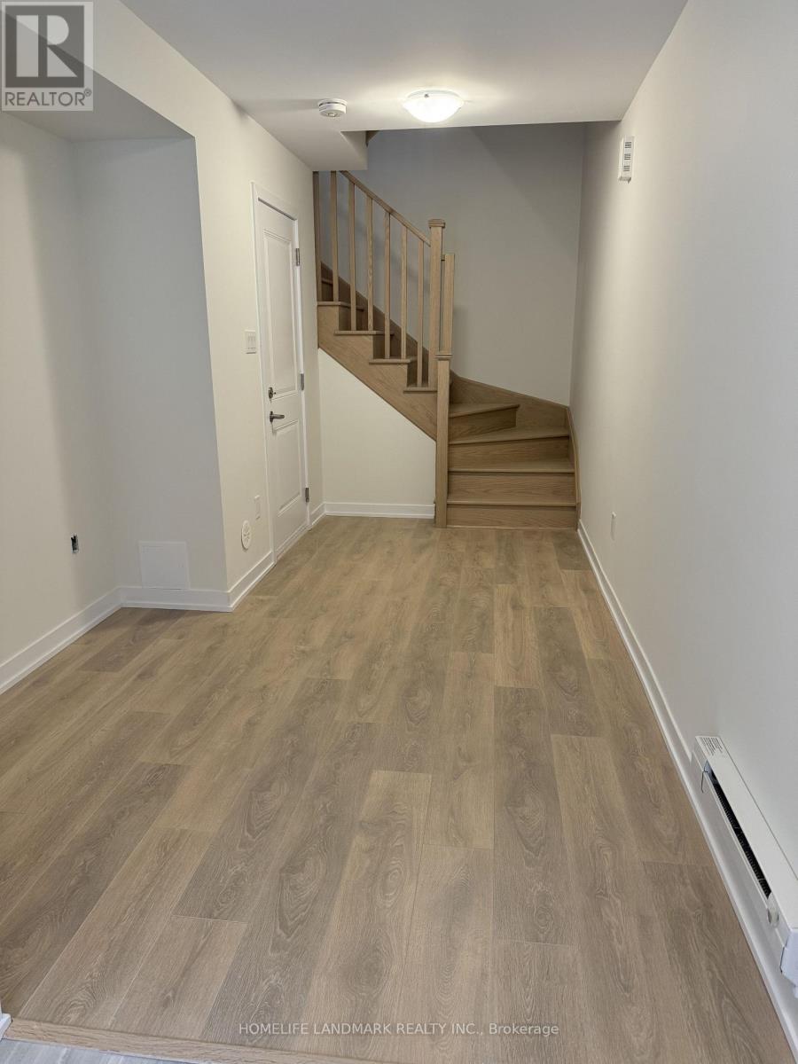 #208 - 1865 Pickering Parkway, Pickering, Ontario  L1V 0H2 - Photo 2 - E12470980