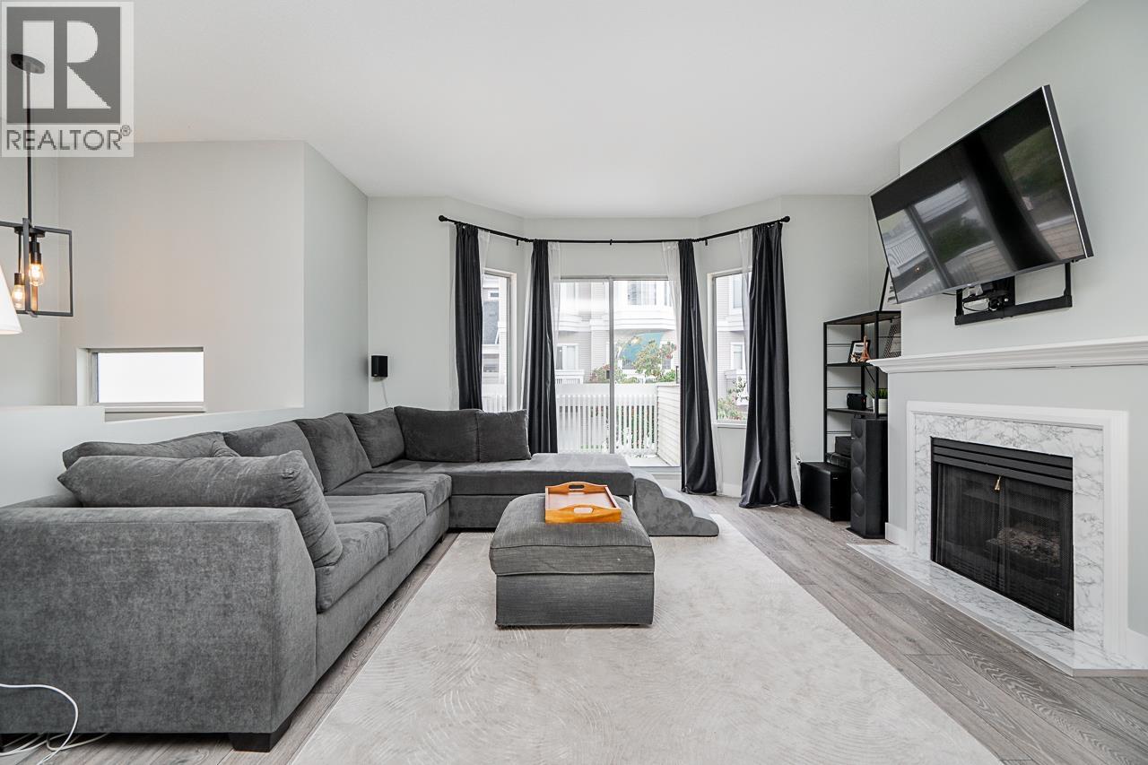 13 6700 Rumble Street, Burnaby, British Columbia  V5E 4H7 - Photo 4 - R3056302