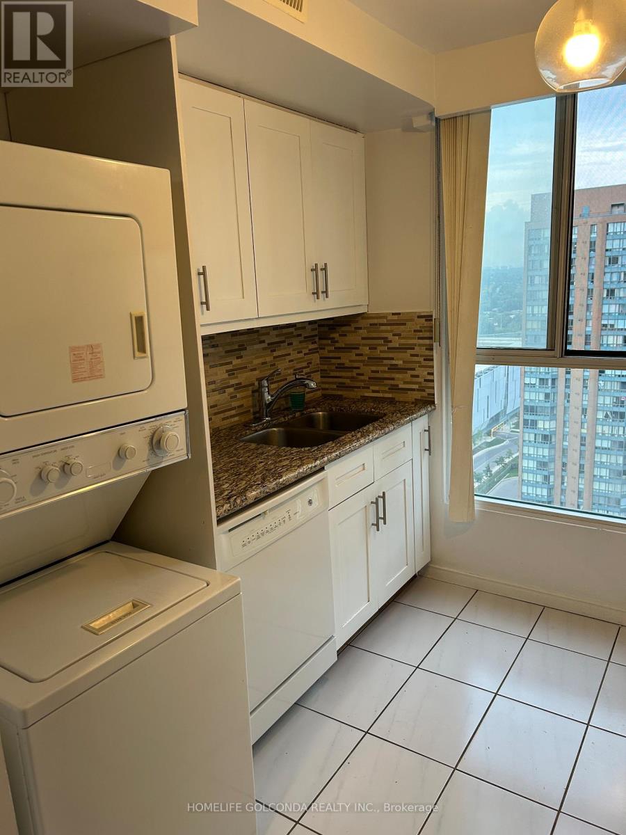 2116 - 155 Hillcrest Avenue E, Mississauga, Ontario  L5B 3Z2 - Photo 11 - W12470977
