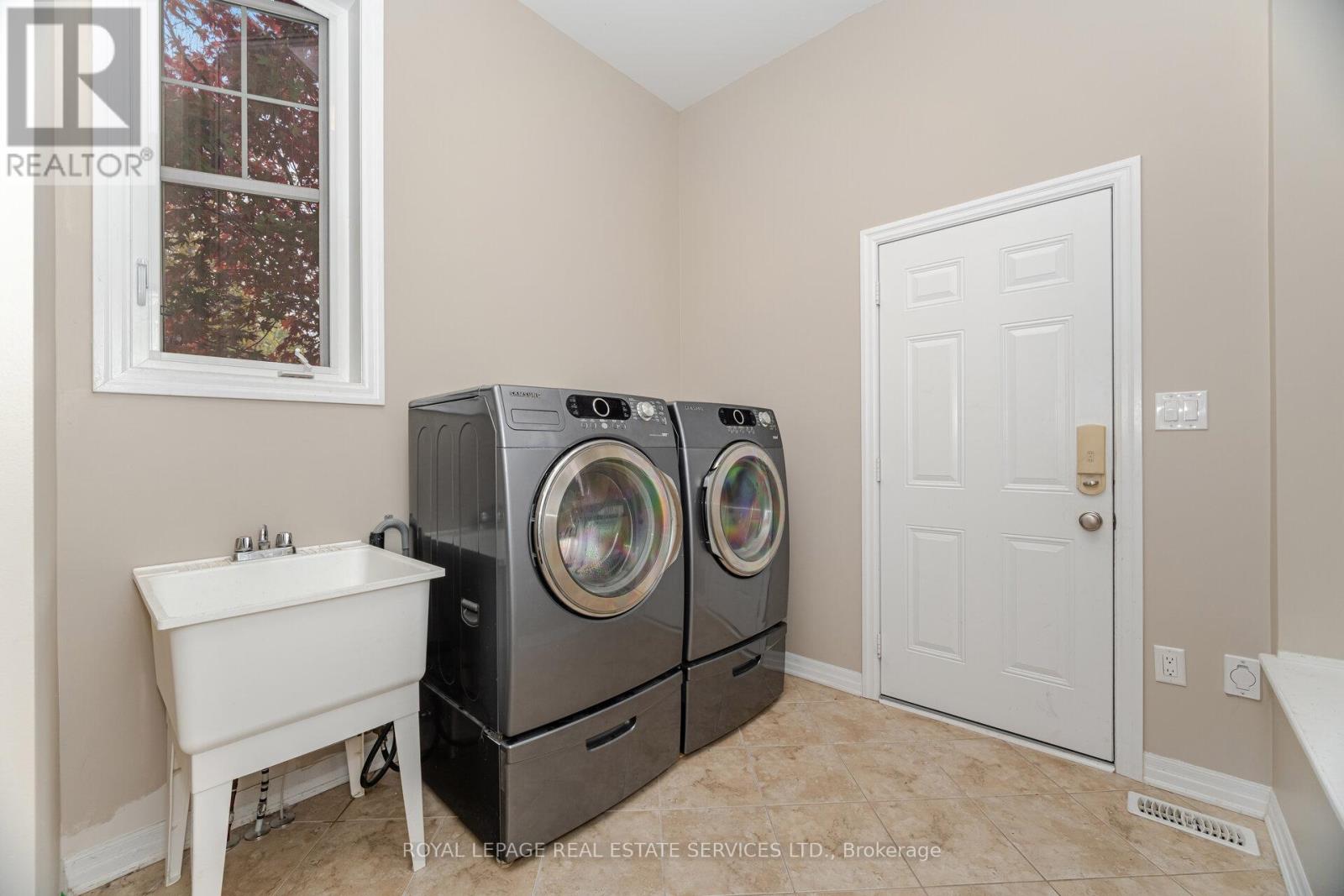 444 Coombs Court, Milton, Ontario  L9T 7N5 - Photo 23 - W12470979